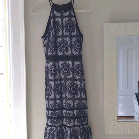 Banana Republic Black Lace Dress - Picture 2 of 8